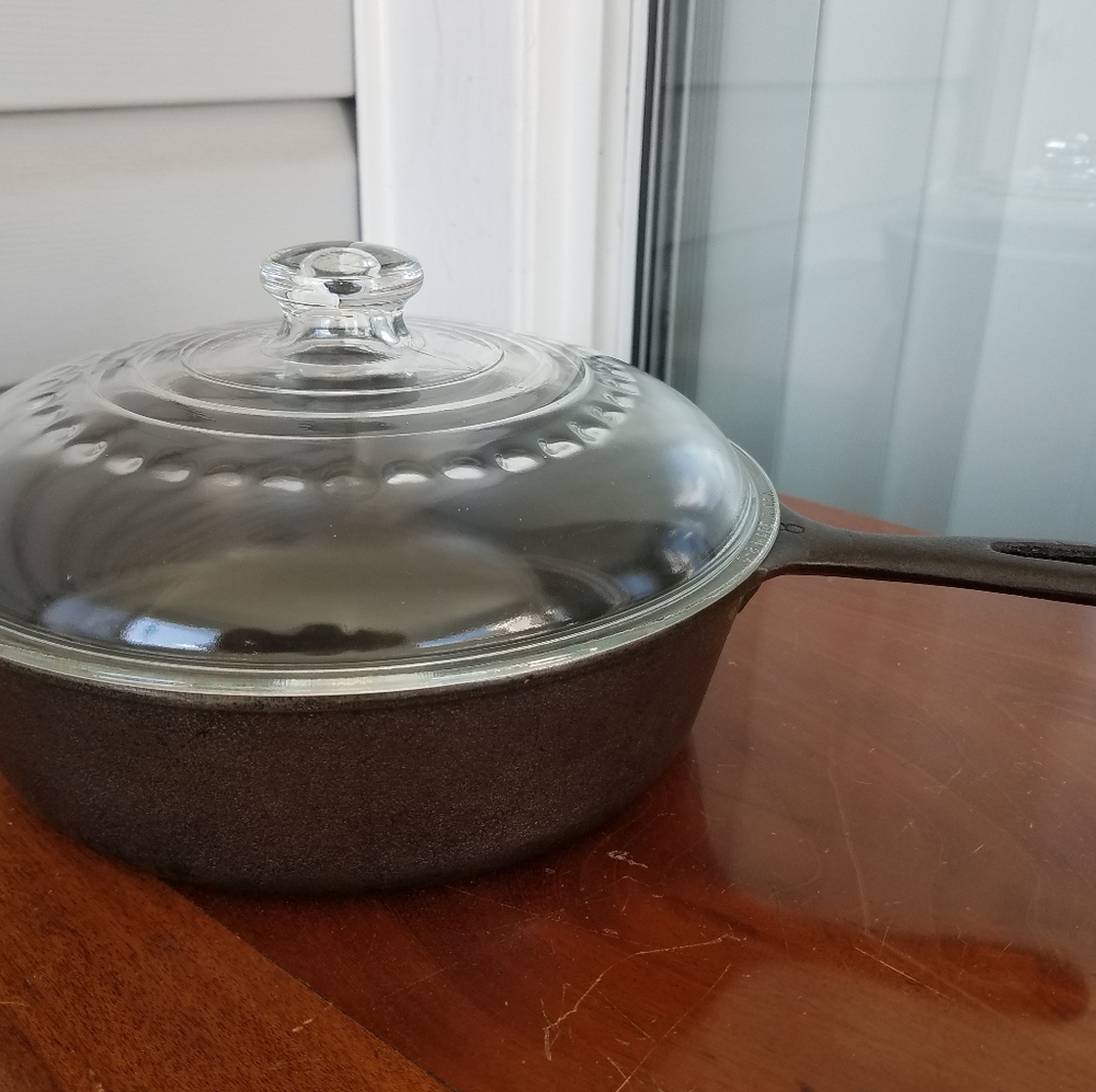 Vintage Wagner Ware No. 8 Chicken Fryer Cast Iron Skillet w/ Glass Lid